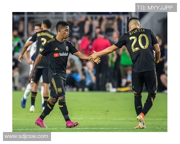 周二003赛事分析：弗鲁米嫩塞对阵巴拉纳竞技的精彩对决预览