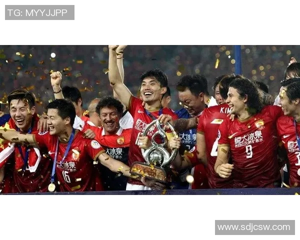 亚冠精彩对决广州恒大迎战阿赫利直播视频全程回顾与精彩瞬间分析