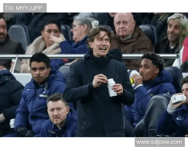 恩里克:弗兰克接手热刺第一年必定很难;欧超杯他们踢得很好 恩里克:弗兰克接手热刺第一年必定很难;欧超杯他们踢得很好